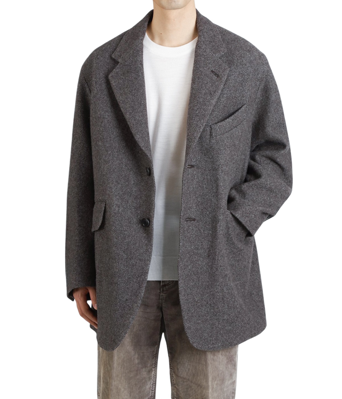 model（177cm / 62kg）B87 W73 H92 着用サイズ：2