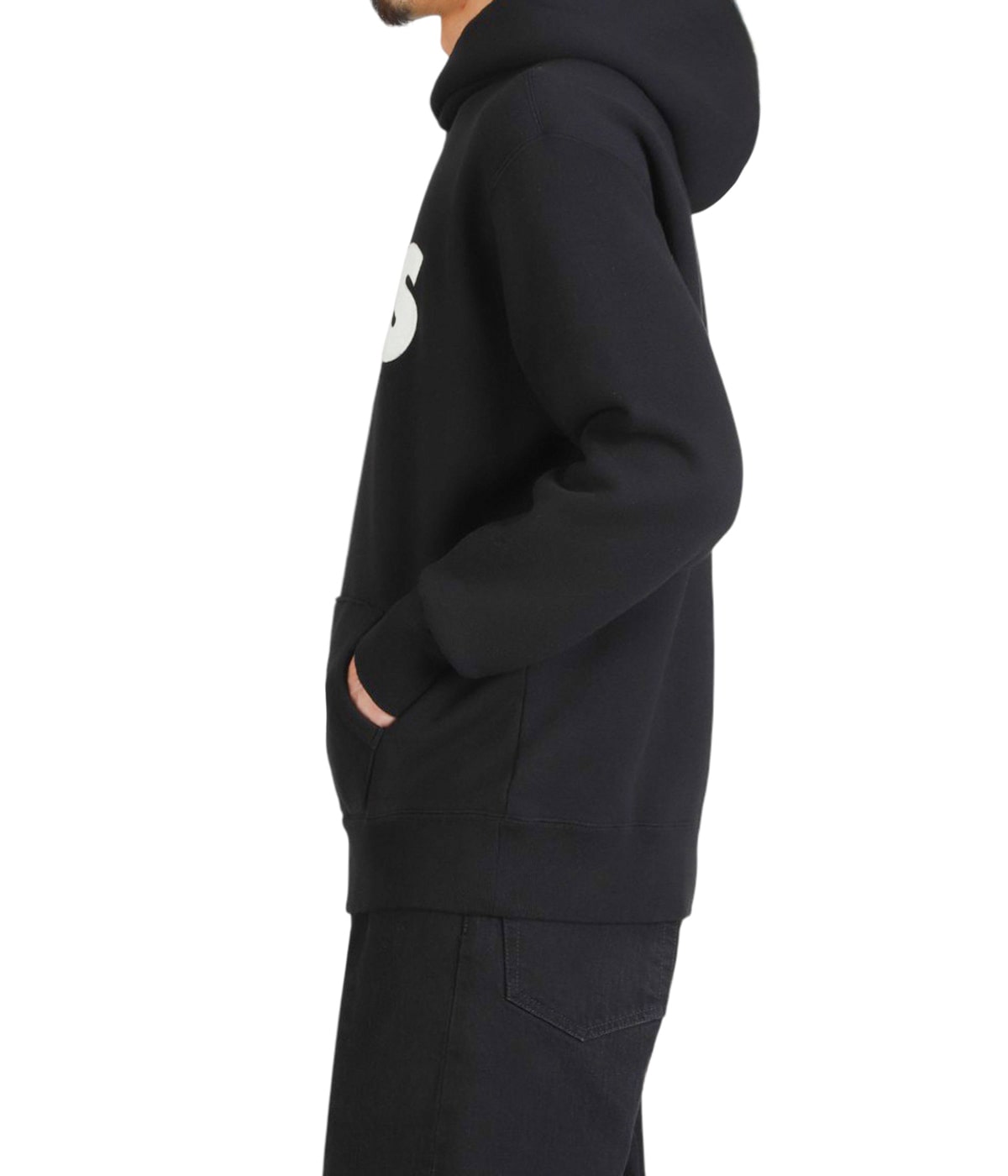 model（175cm / 60kg）B85 W75 H92 着用サイズ：L