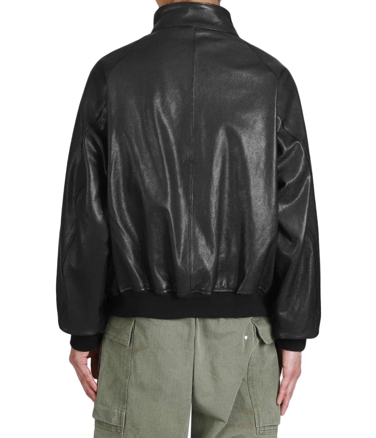 model（175cm / 60kg）B85 W75 H92 着用サイズ：2