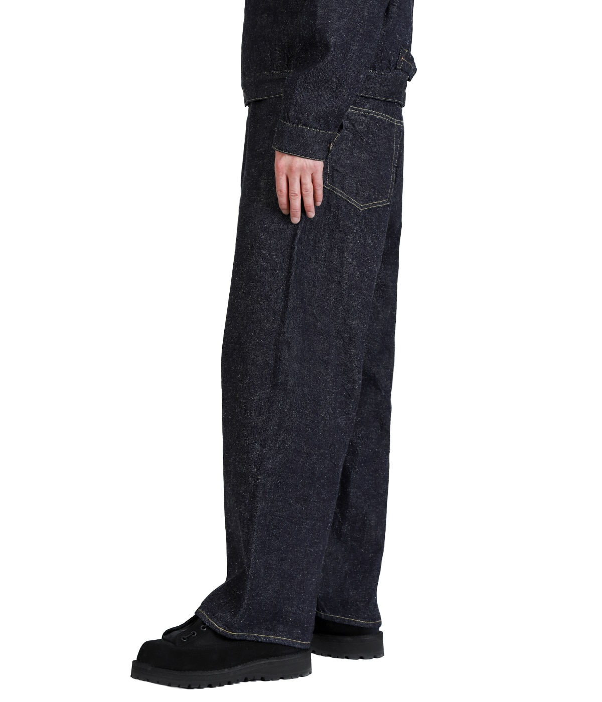 【ワンウォッシュサンプル】model（175cm / 60kg）B85 W75 H92 着用サイズ：M