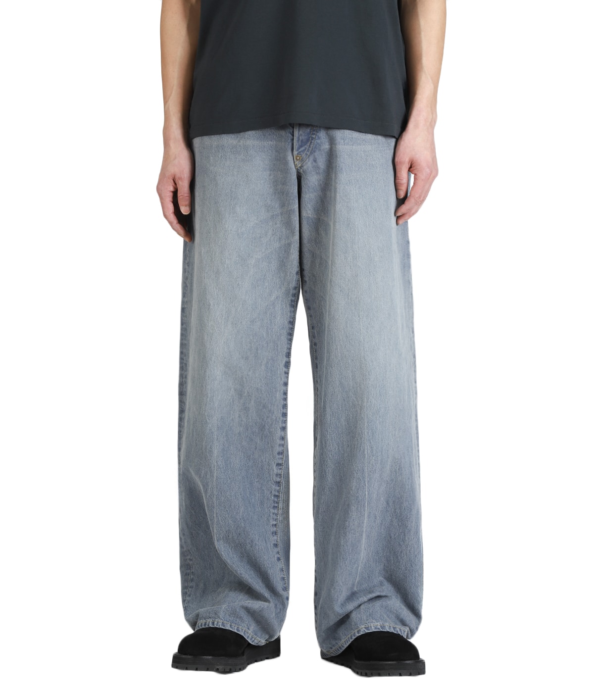 model（175cm / 60kg）B85 W75 H92 着用サイズ：2