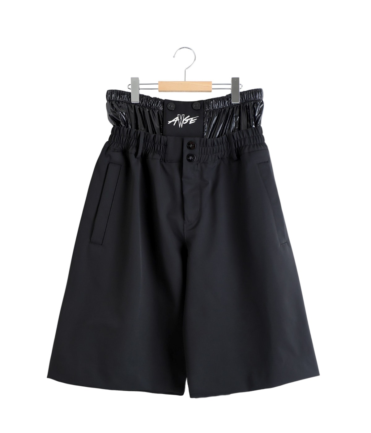 BERMUDA | MONCLER X A$AP ROCKY(モンクレール X エイサップ・ロッキー