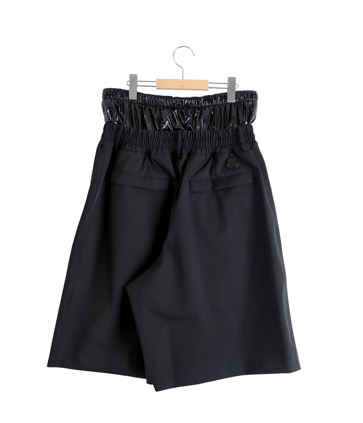 MONCLER 黒 ショートパンツ Moncler モンクレール ドローストリング ショートパンツ - FARFETCH