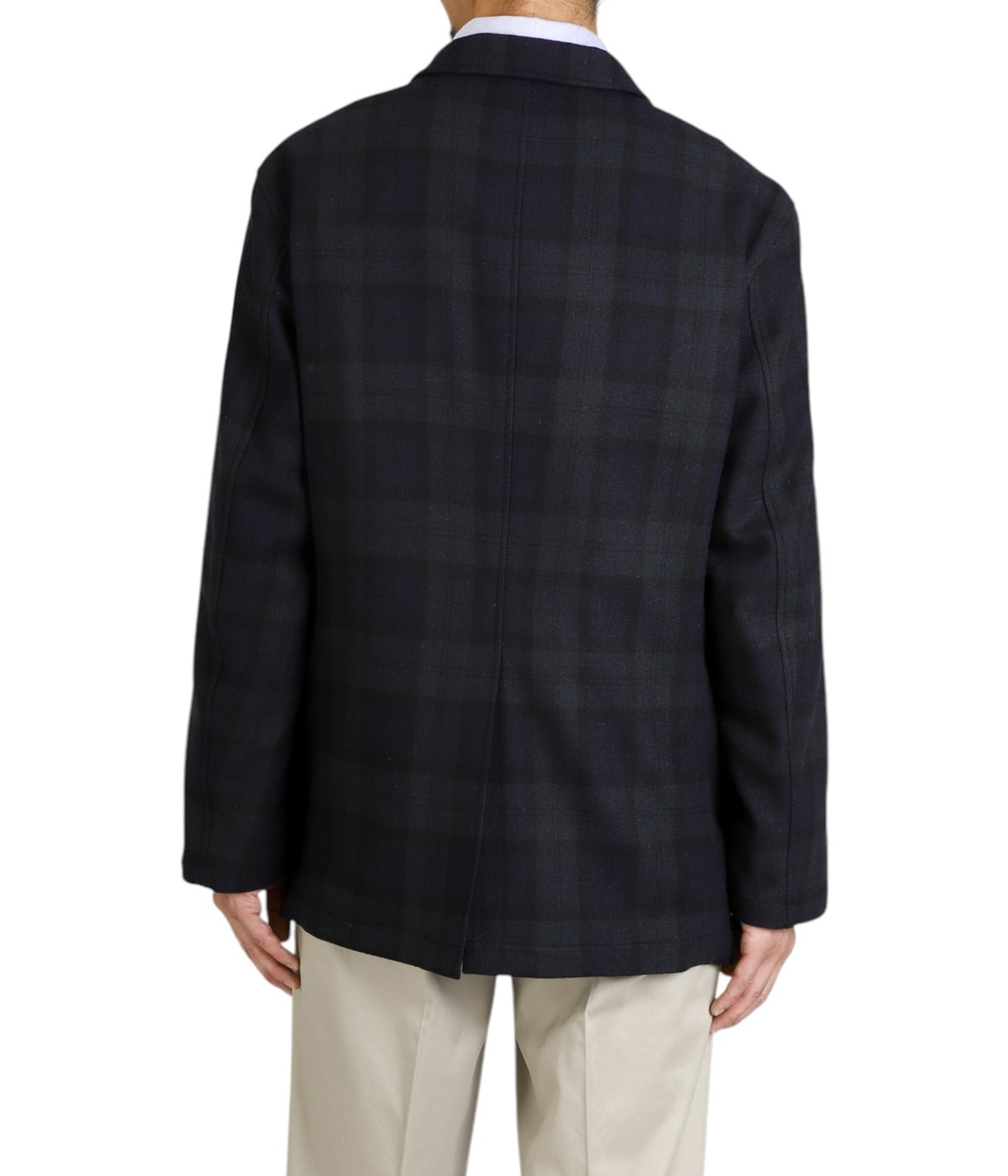 model（175cm / 60kg）B85 W75 H92 着用サイズ：M