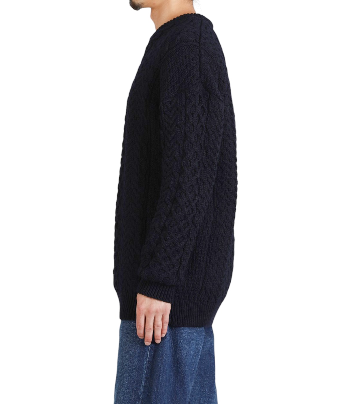 model（175cm / 60kg）B85 W75 H92 着用サイズ：M