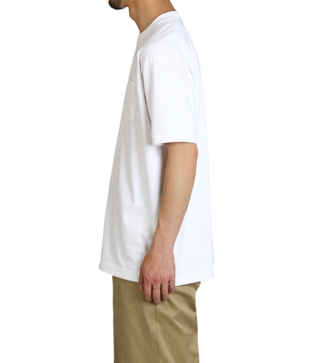 model（184cm / 63kg）B85 W80 H102 着用サイズ：XL