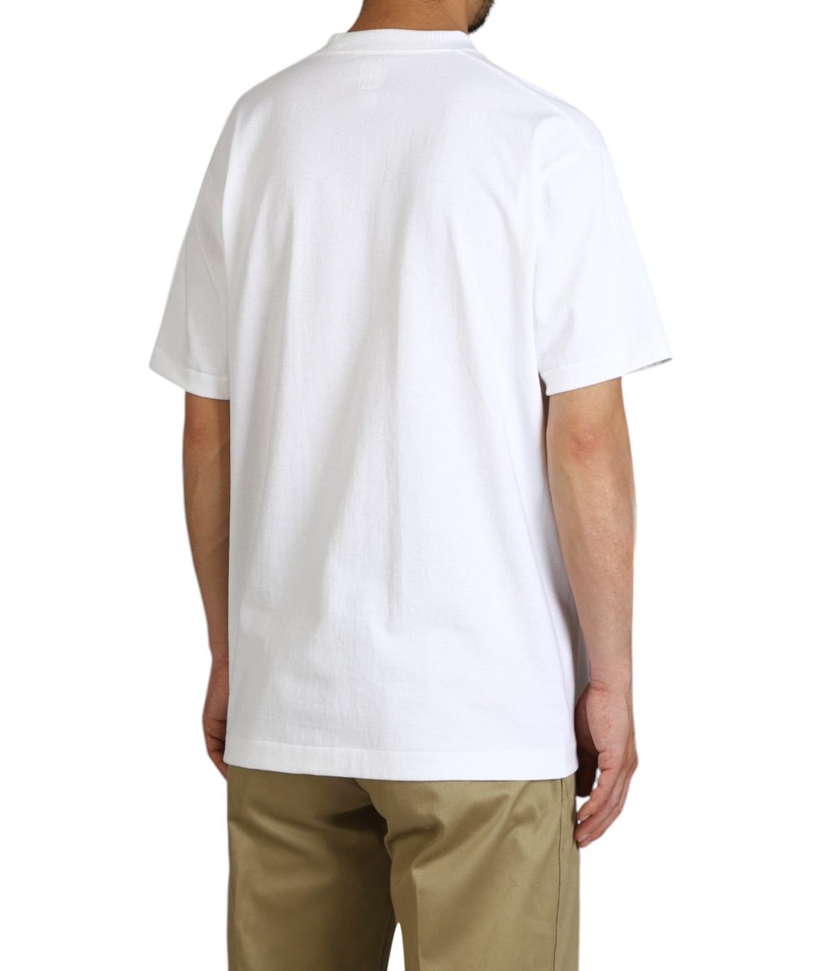model（184cm / 63kg）B85 W80 H102 着用サイズ：XL