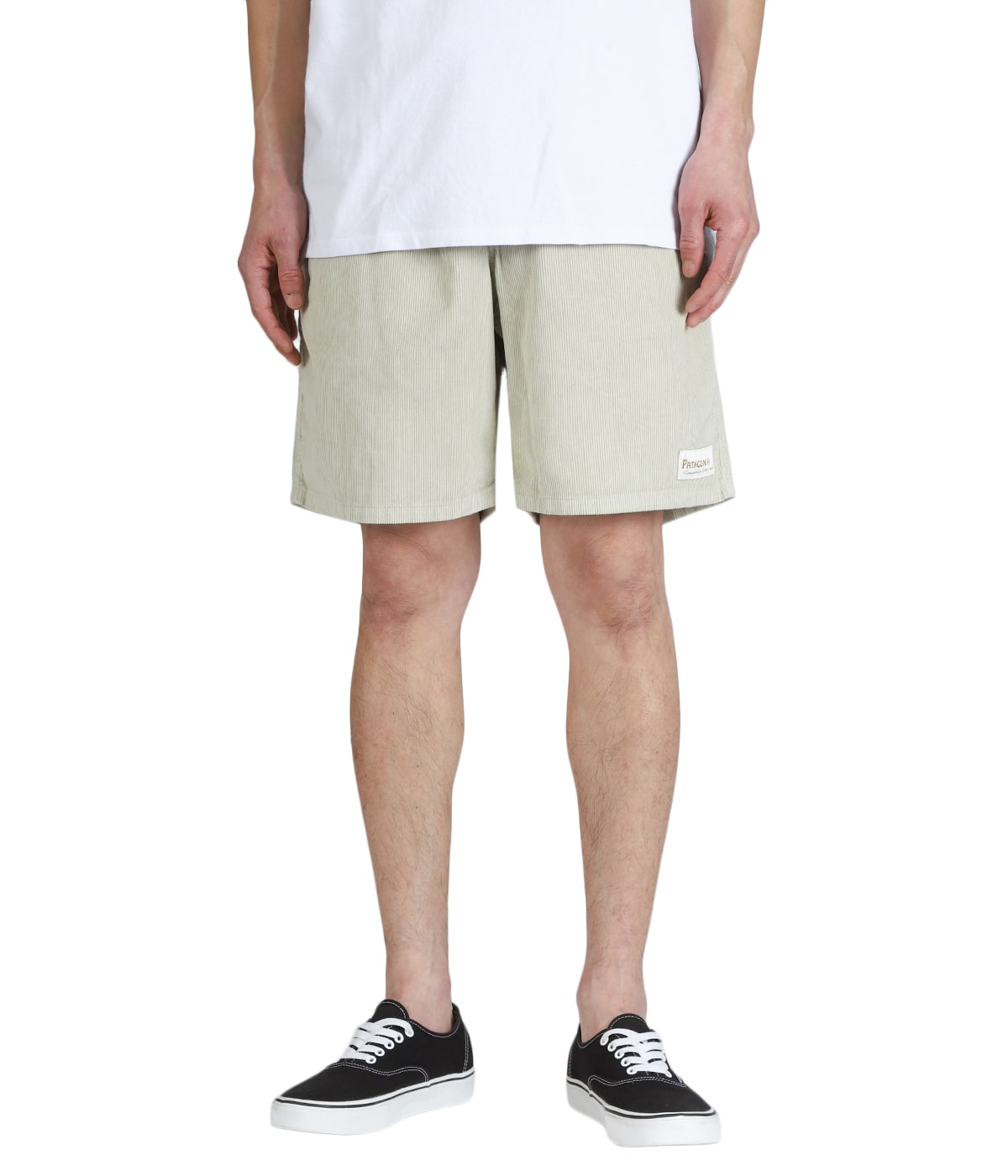 model（175cm / 60kg）B85 W75 H92 着用サイズ：M