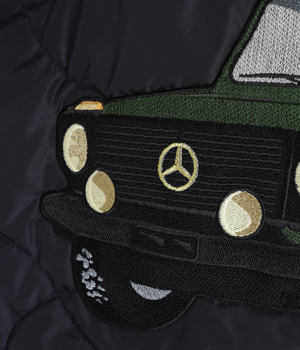 モンクレール MONCLER (モンクレール) 撥水 レザーロゴパッチ フルジップ