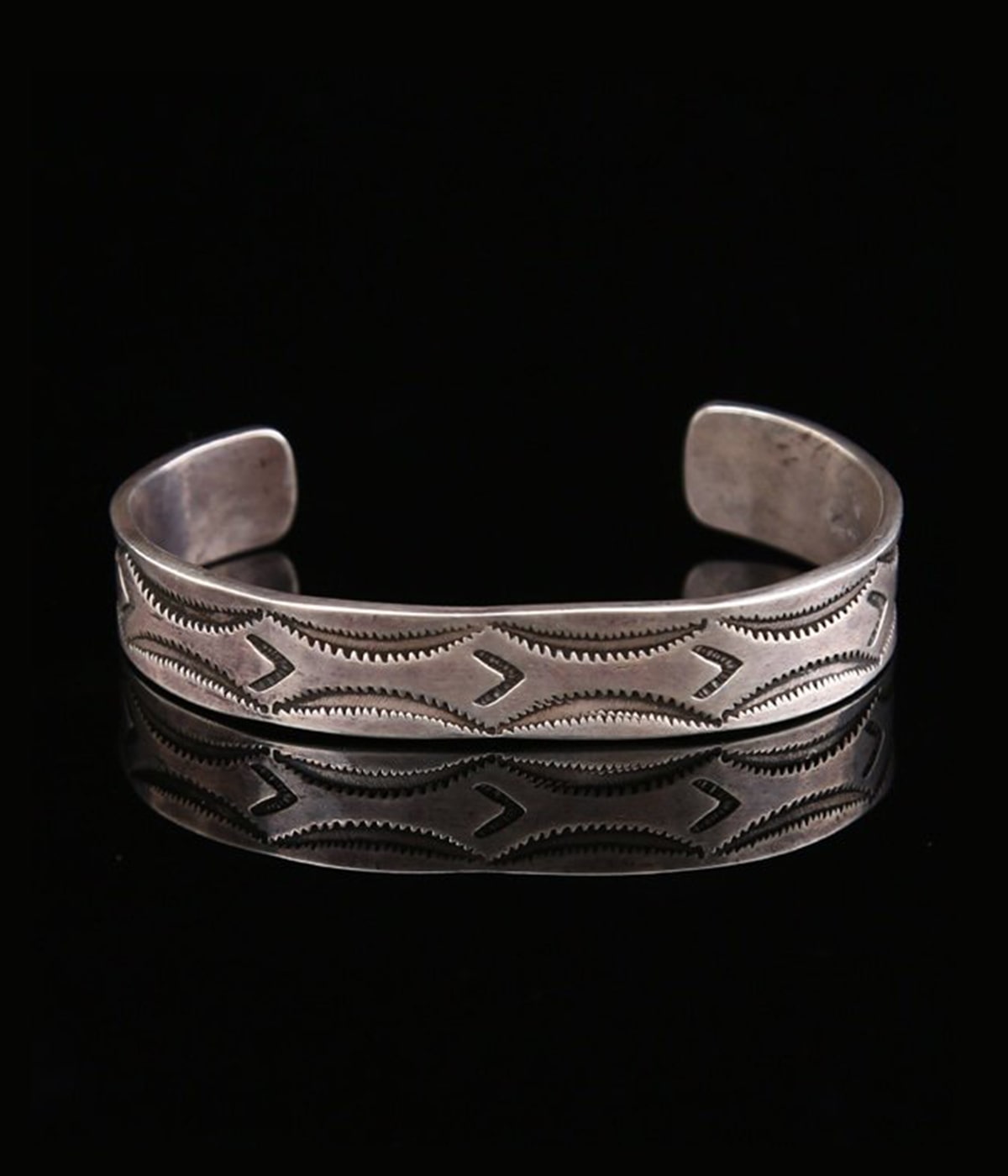 Antique Cigar Felt Navajo× 卍 ネイティブアメリカン 1930~1940's HAND STAMPED NAVAJO CUFF INGOT | Native
