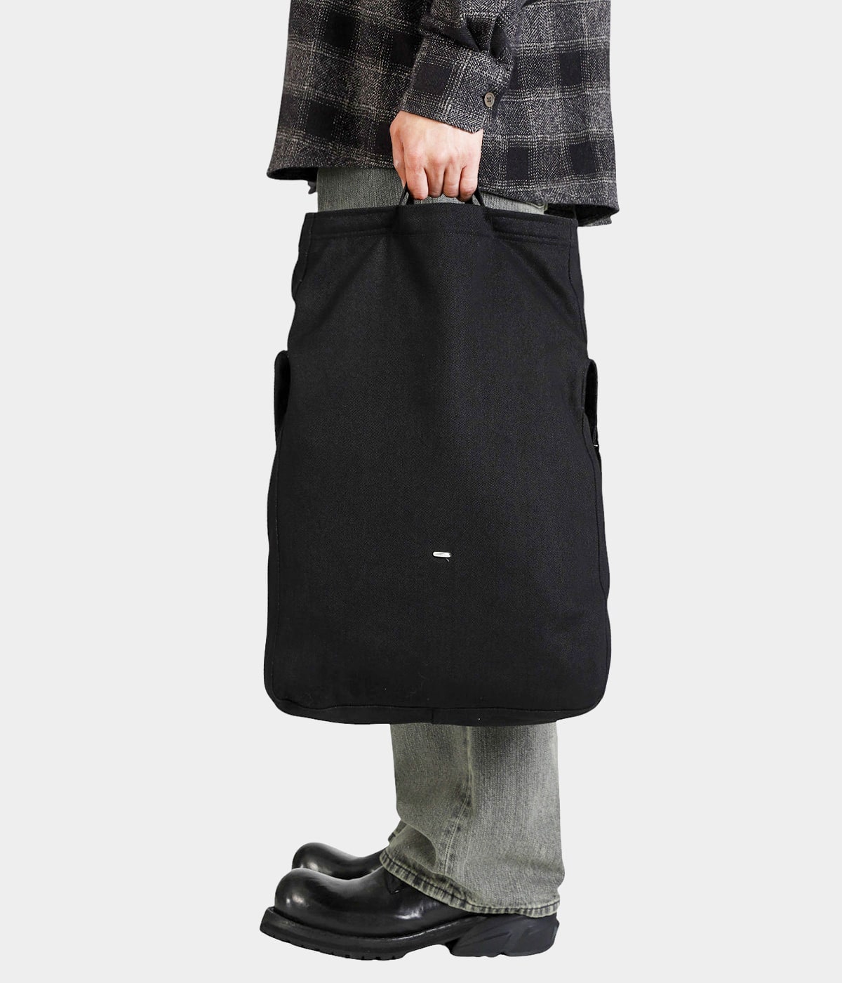 OUR LEGACY アワーレガシー　SLING BAG BLACK BLACK 予約商品)【OUR LEGACY(アワーレガシー)】SLING BAG/ Washed