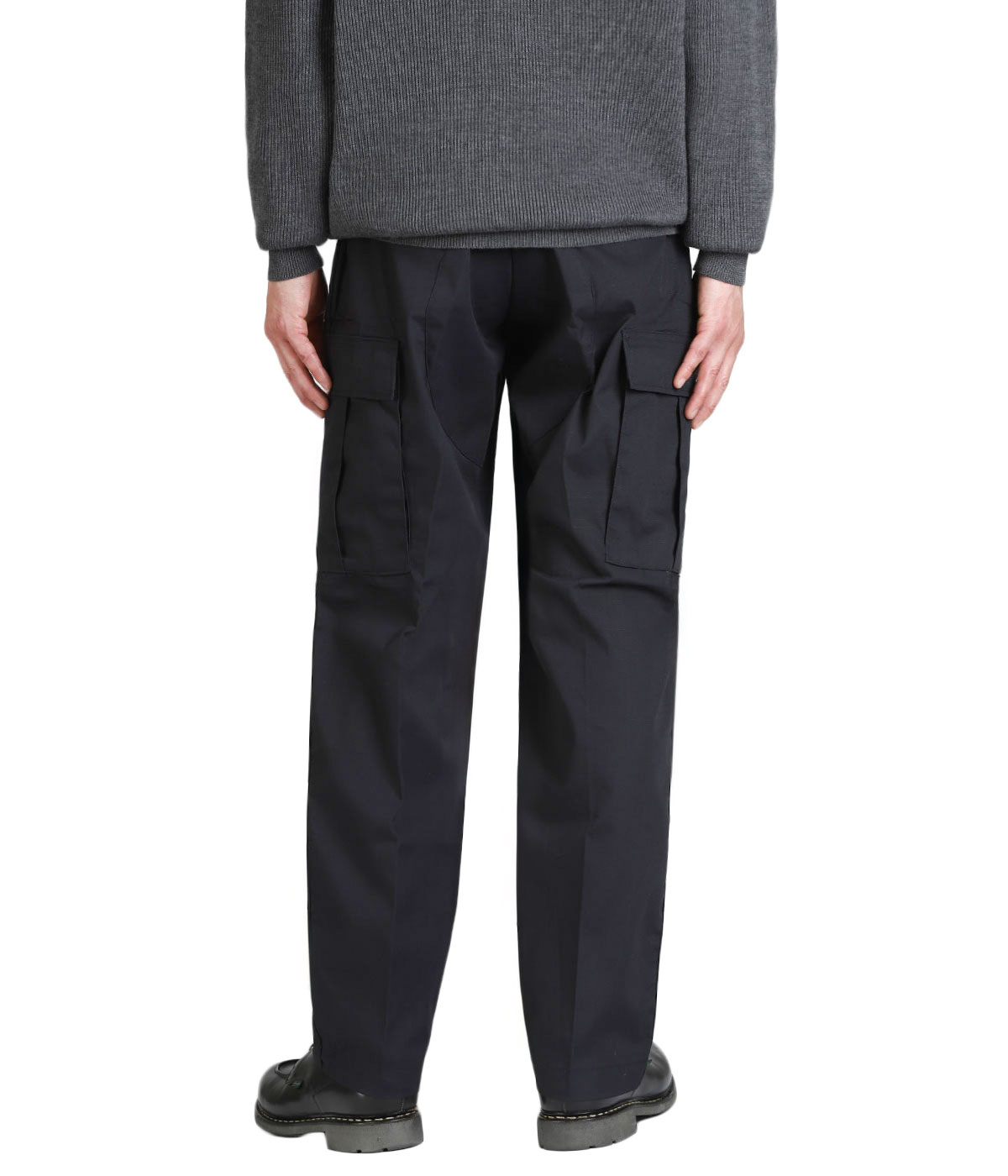 model（175cm / 60kg）B85 W75 H92 着用サイズ：S-REGULAR