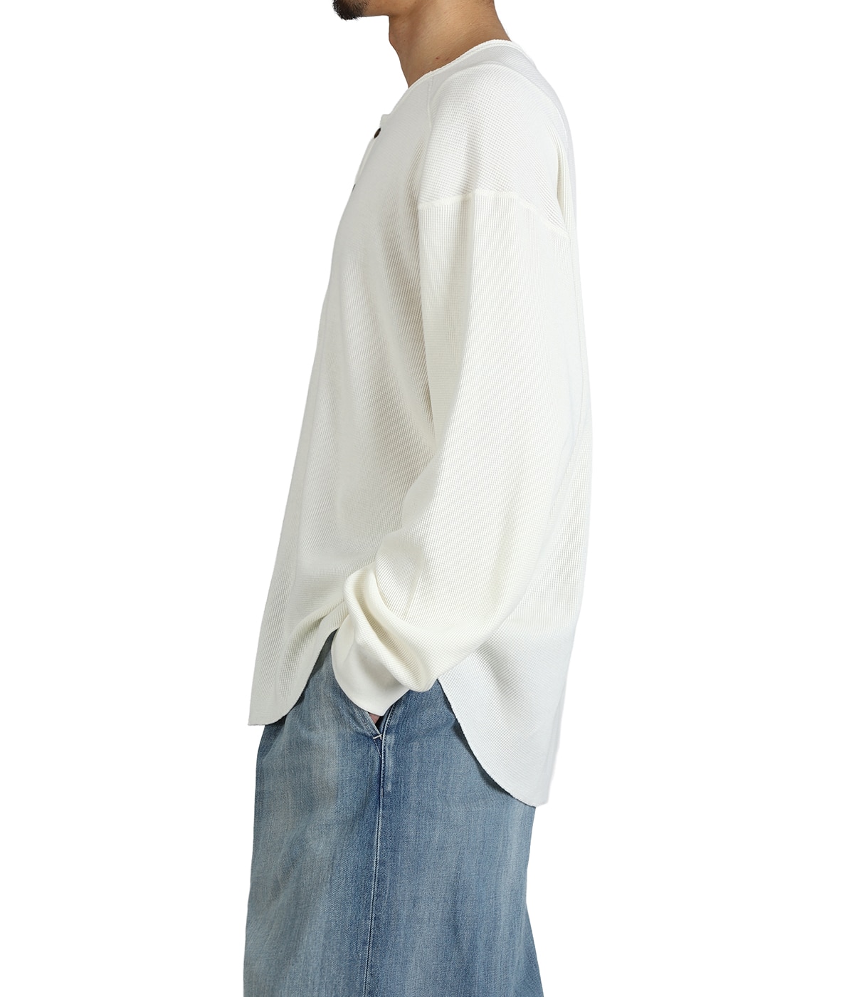 model(175cm / 60kg)B85 W75 H92 着用サイズ：1