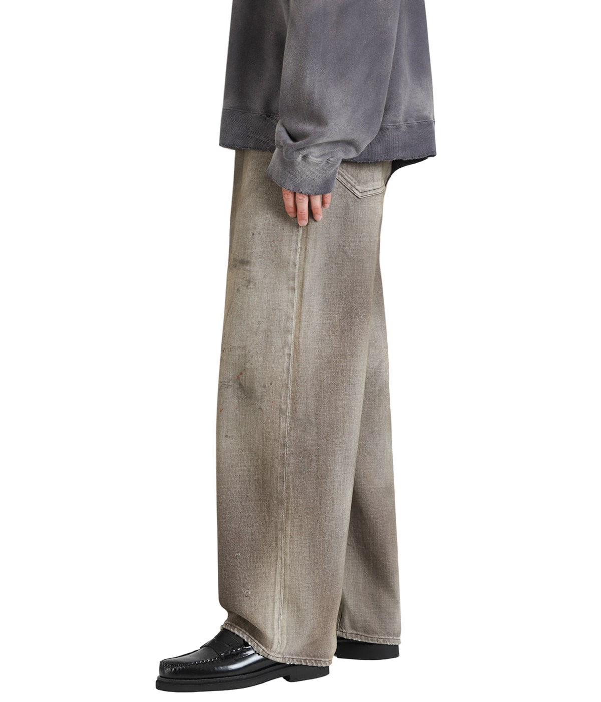 model（175cm / 60kg）B85 W75 H92 着用サイズ：1