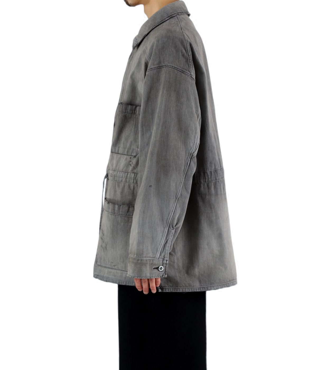 model（175cm / 60kg）B85 W75 H92 着用サイズ：2