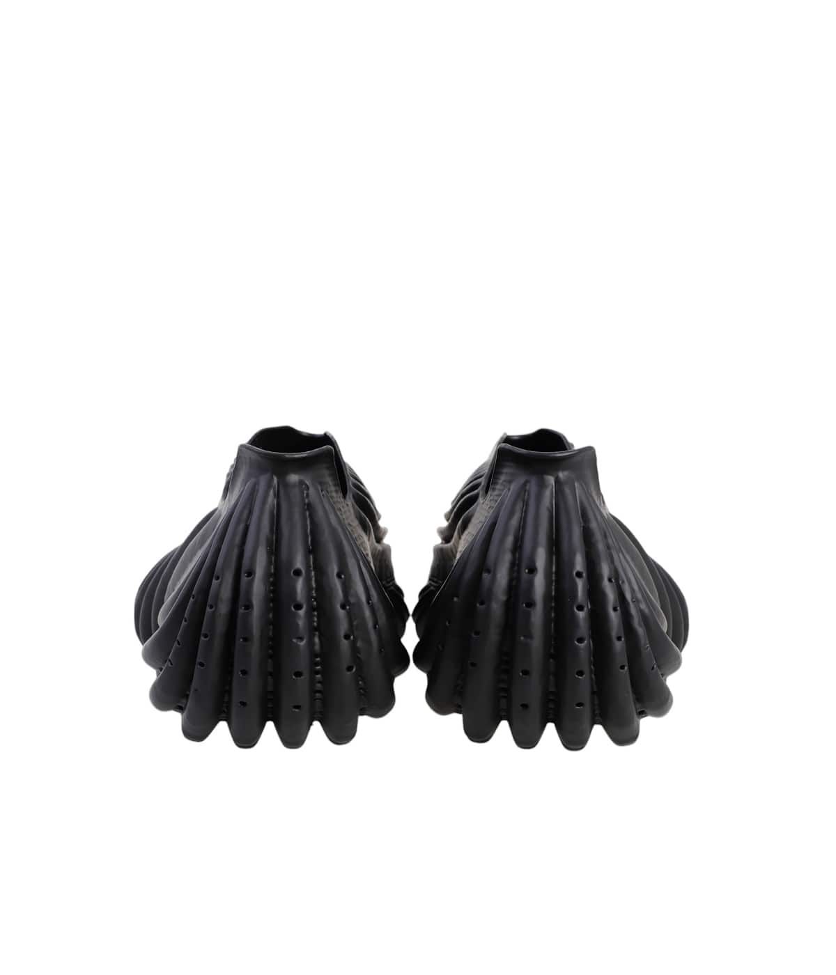 すぐ届く◆ALIVEFORM アライヴフォーム◆ARMIS LOW+ CHARCOAL ALIVEFORM》ARMIS LOW+ CHARCOAL（シューズ）｜H.P.FRANCE公式サイト