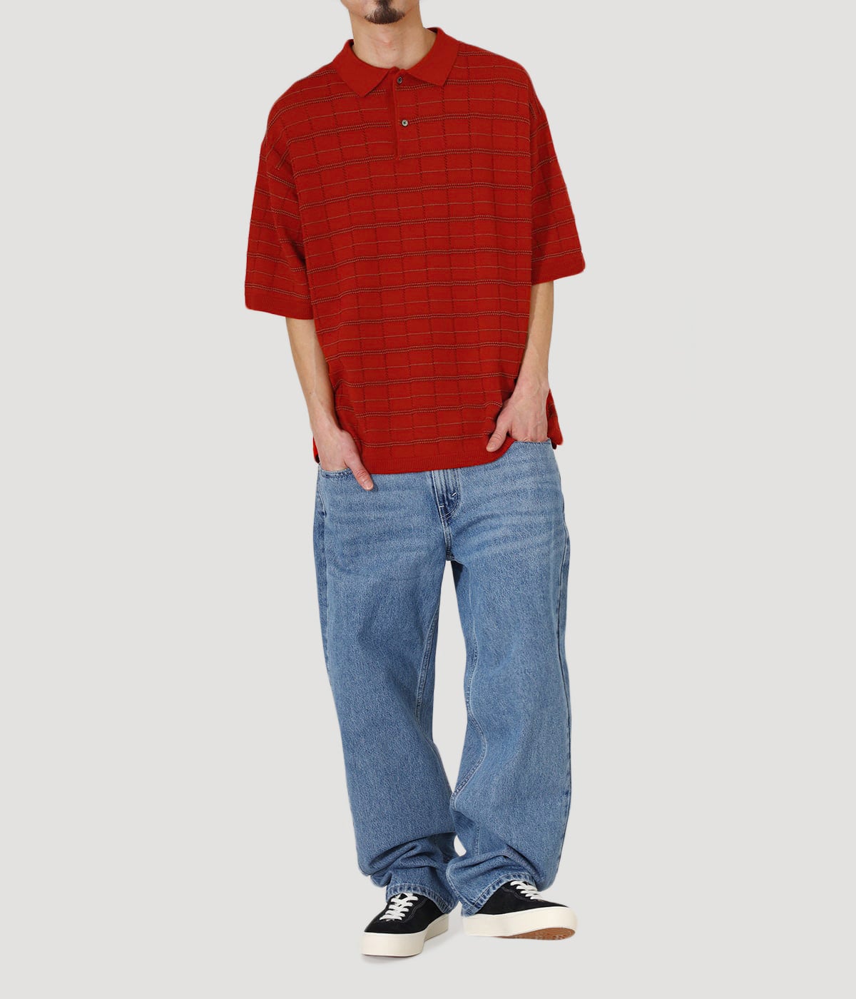 model（175cm / 60kg）B85 W75 H92 着用サイズ：L