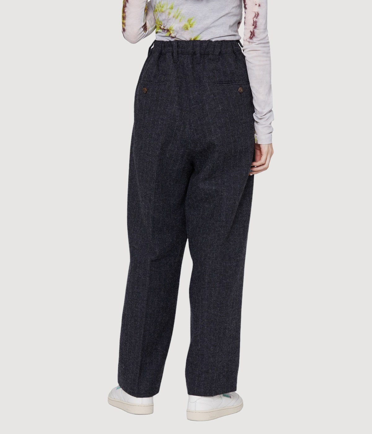 model（164cm） 着用サイズ：M