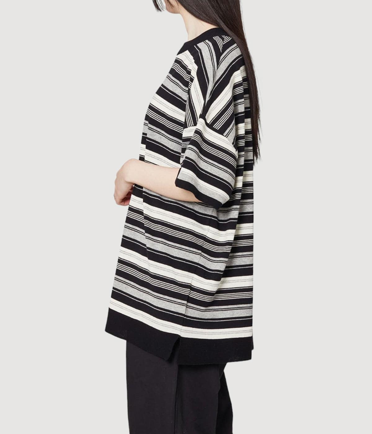 model（164cm） 着用サイズ：M