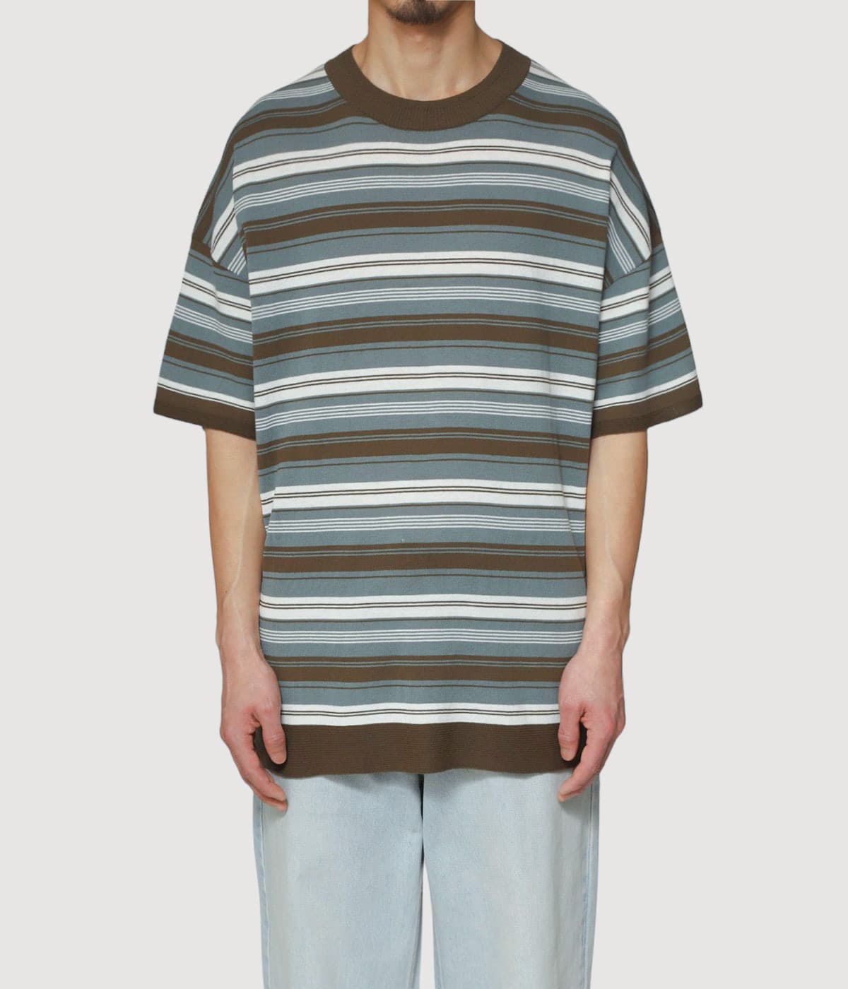 model（175cm / 60kg）B85 W75 H92 着用サイズ：L