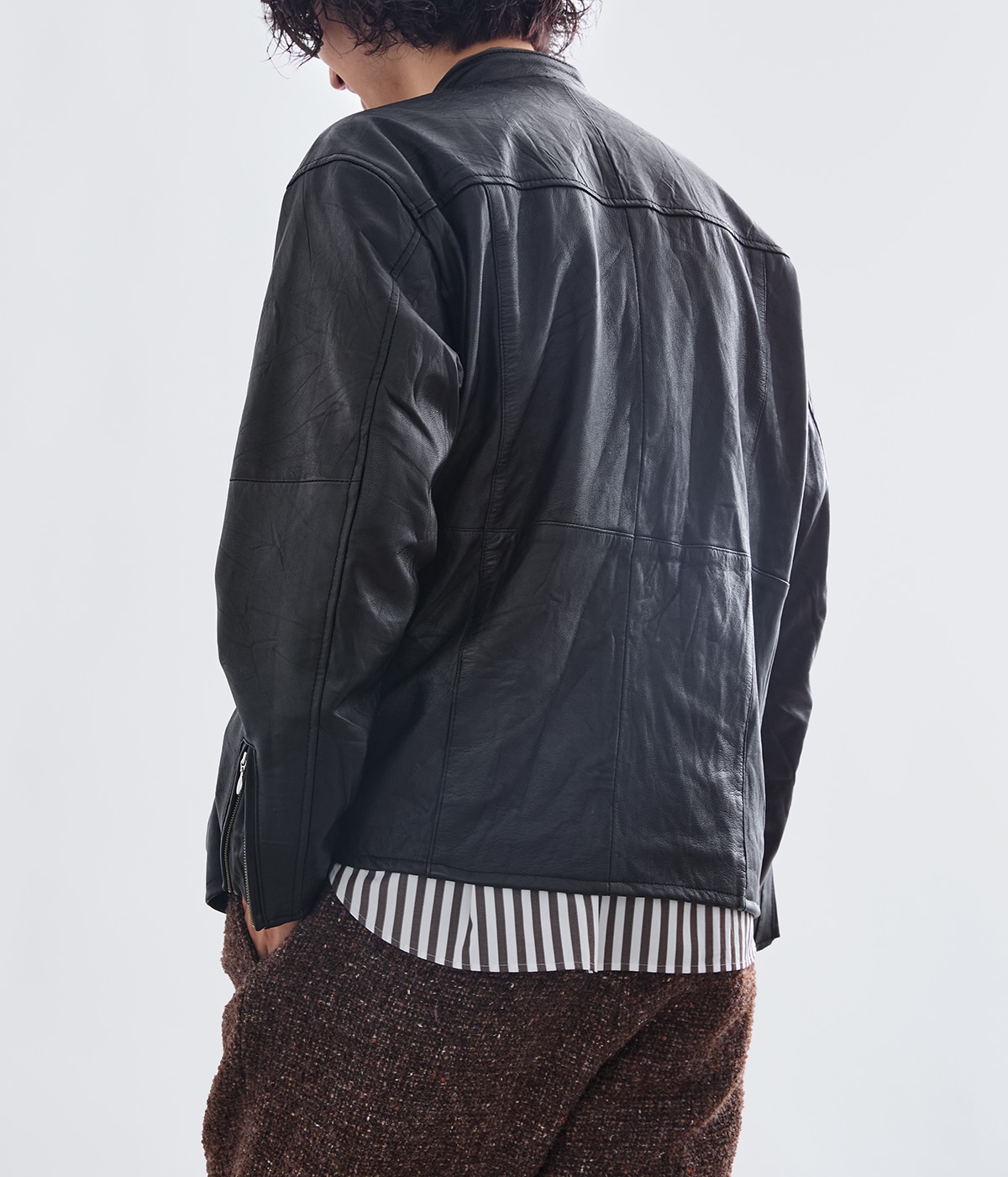 model（183cm） 着用サイズ：L