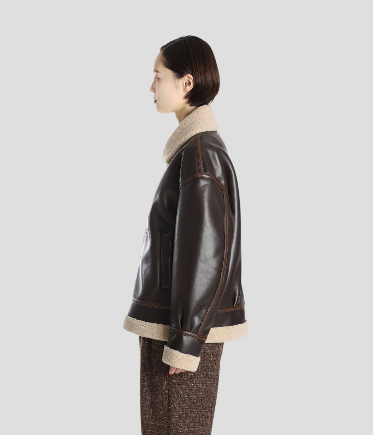 model（166cm） 着用サイズ：M