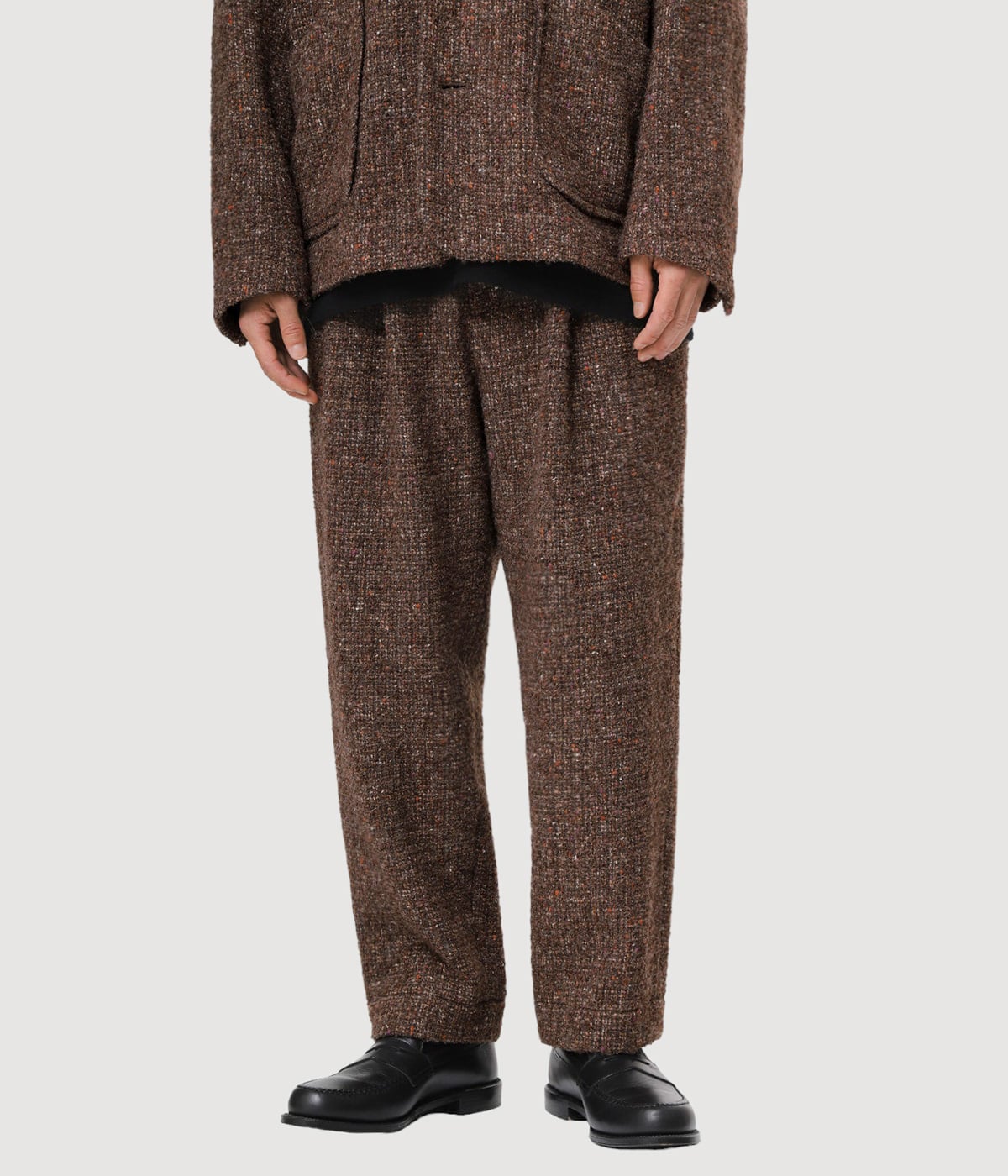 model（175cm / 60kg）B85 W75 H92 着用サイズ：L