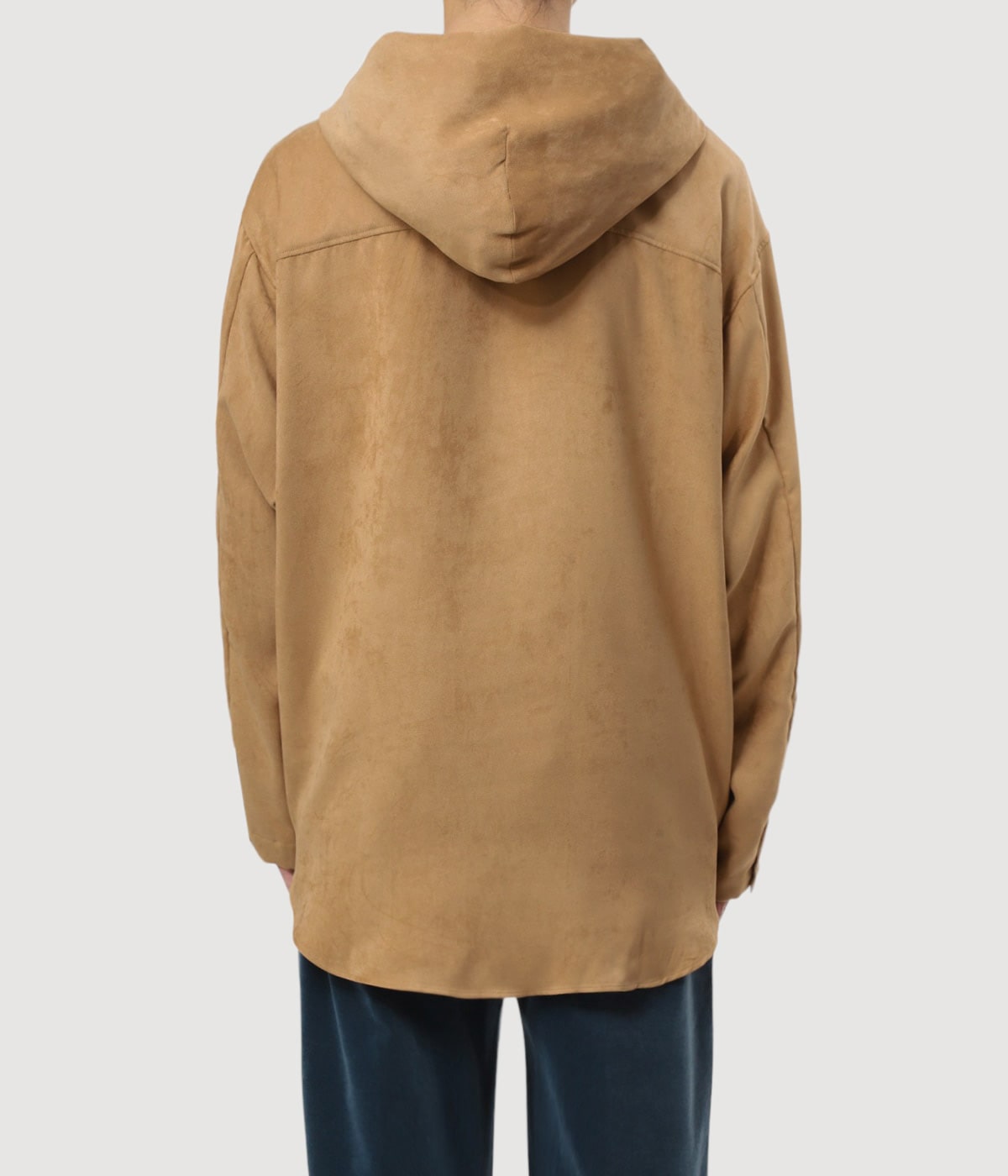 model（175cm / 60kg）B85 W75 H92 着用サイズ：L