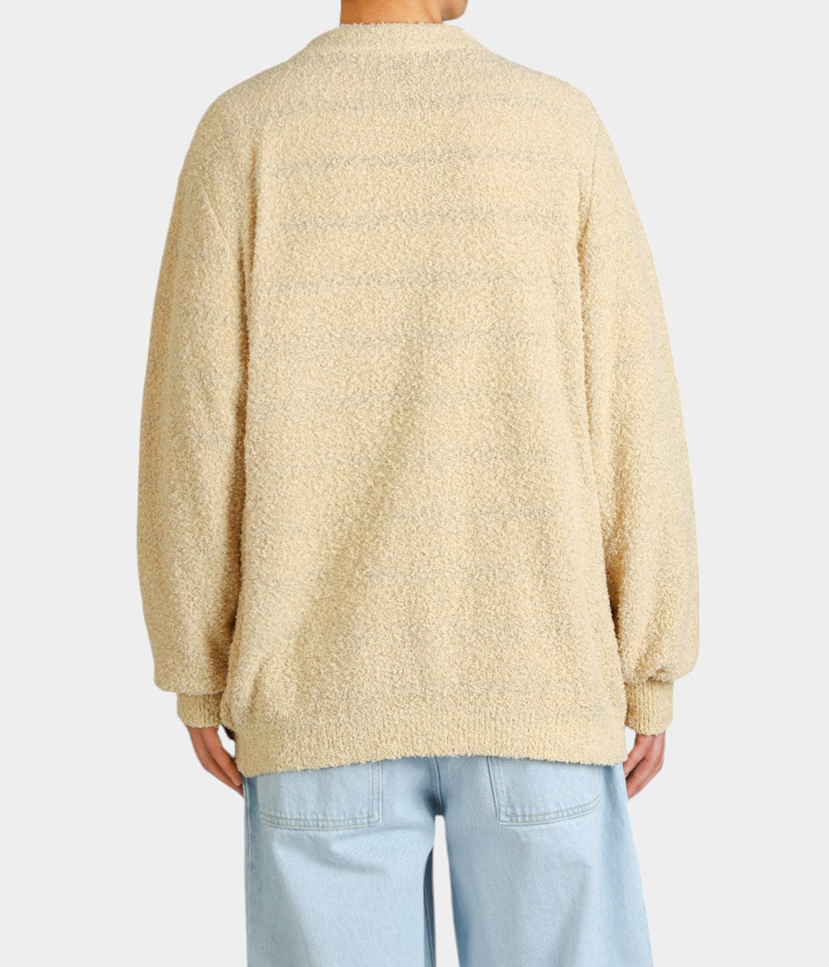 model（177cm / 62kg）B87 W73 H92 着用サイズ：L