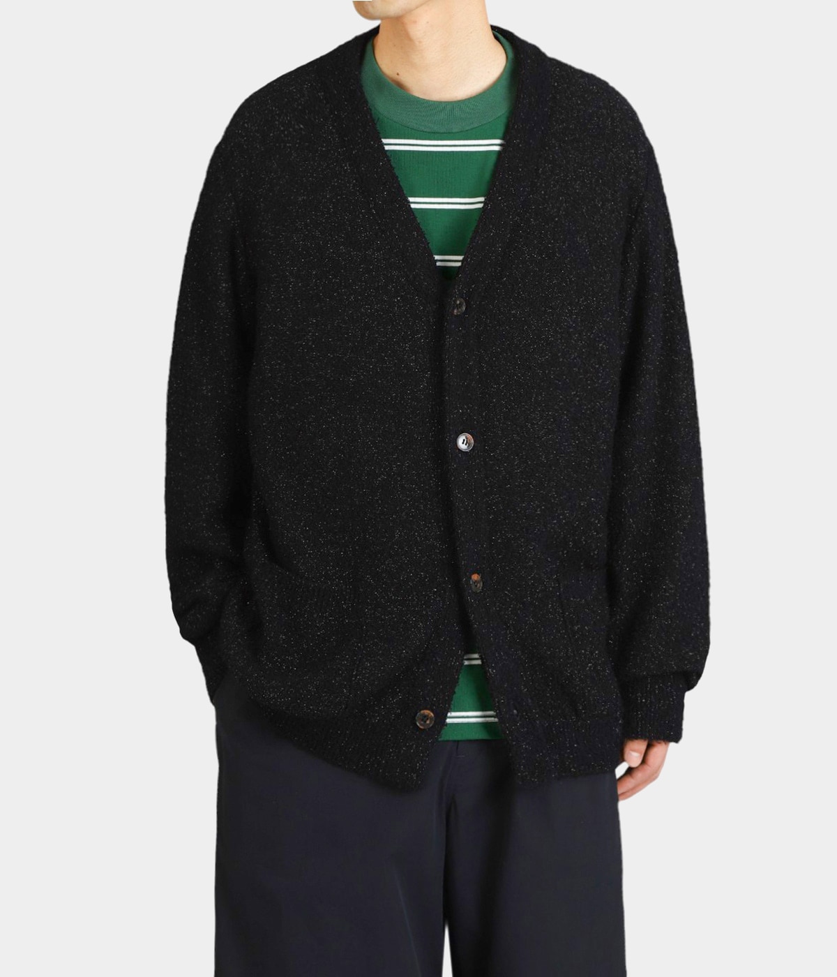 model（177cm / 62kg）B87 W73 H92 着用サイズ：L