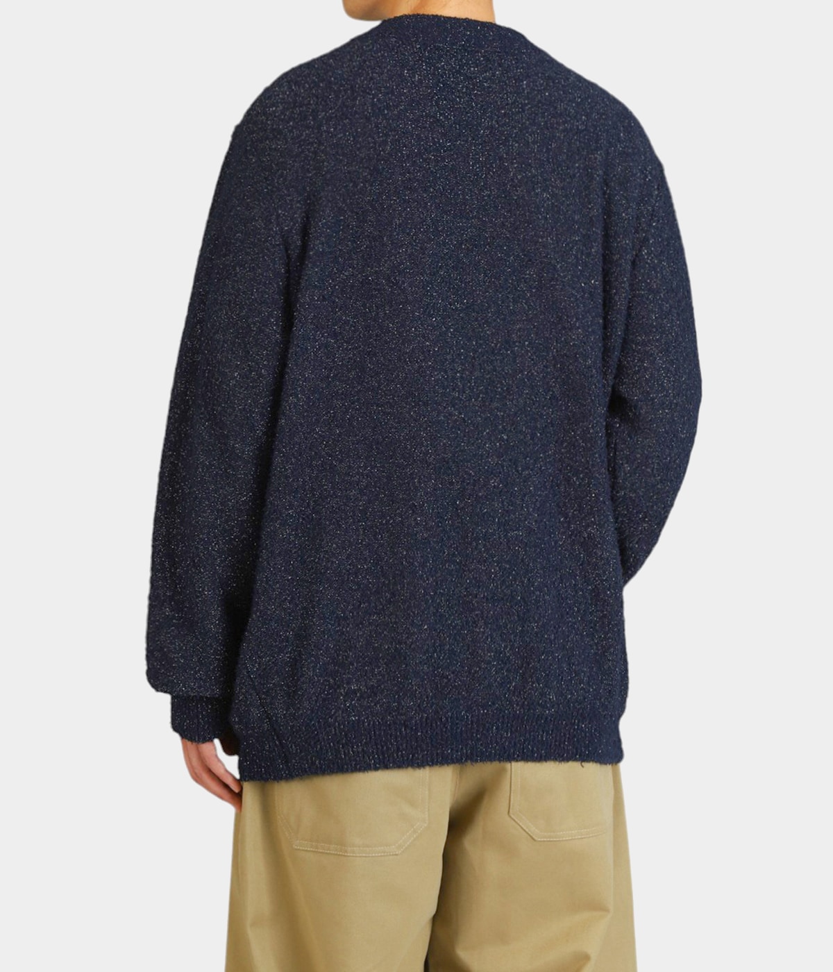 model（177cm / 62kg）B87 W73 H92 着用サイズ：L