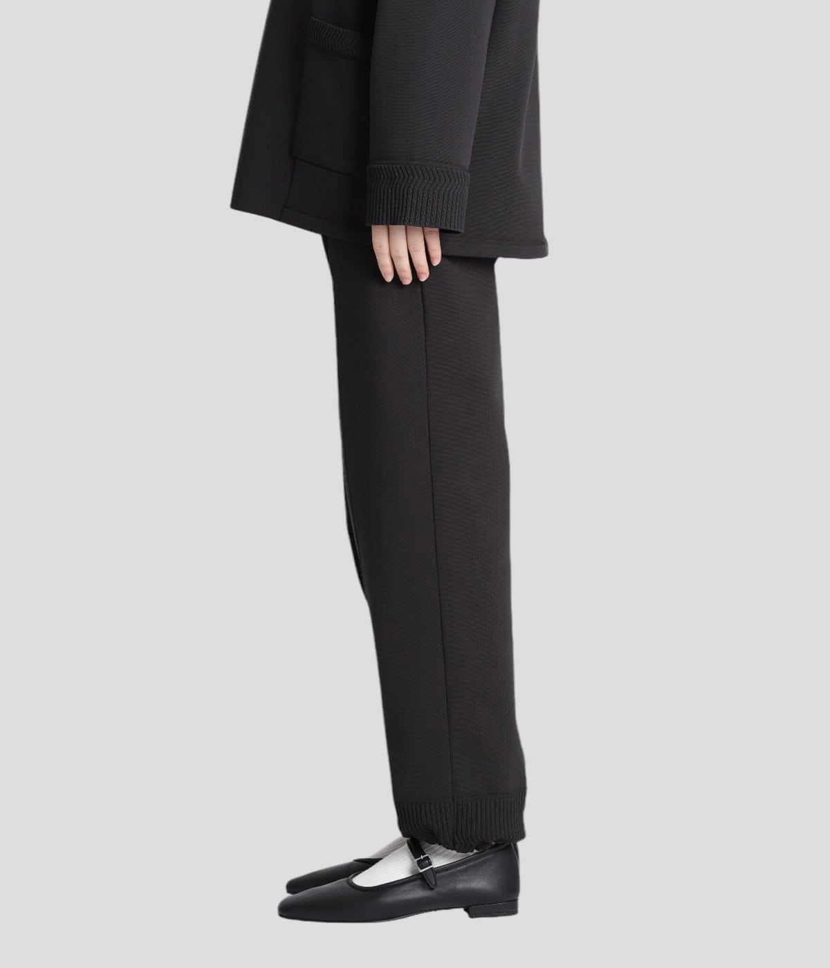 model（166cm） 着用サイズ：M