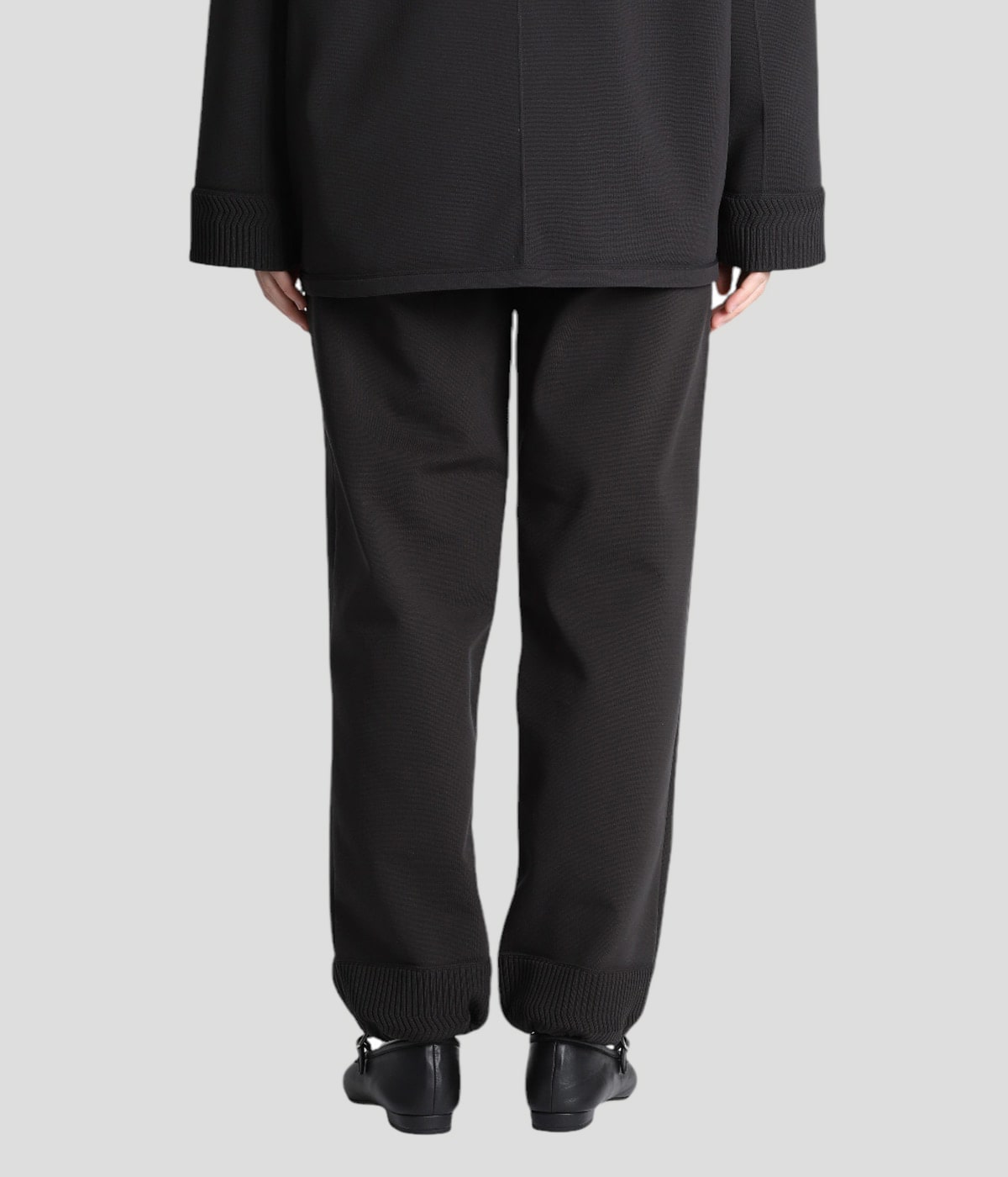 model（166cm） 着用サイズ：M