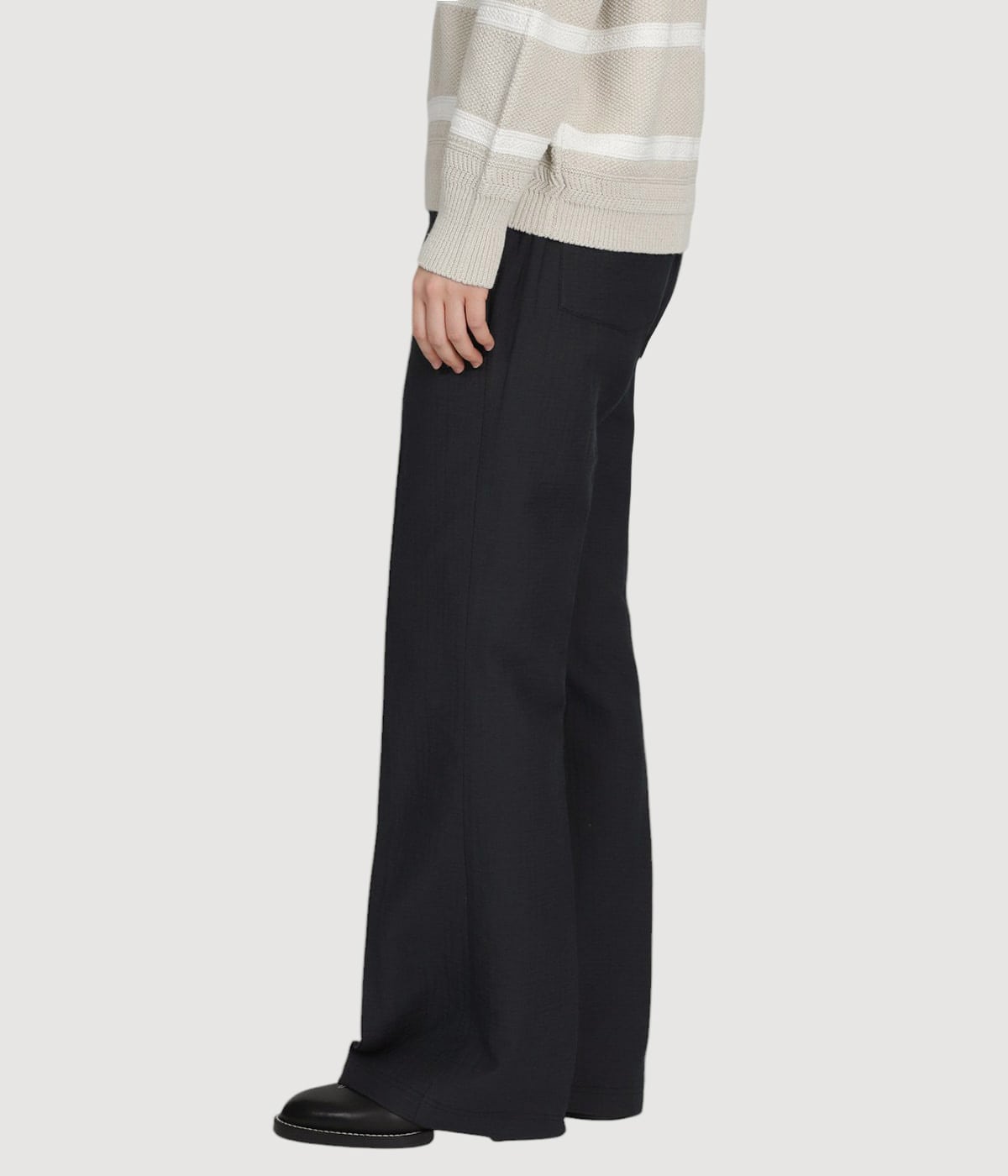 model（166cm） 着用サイズ：M