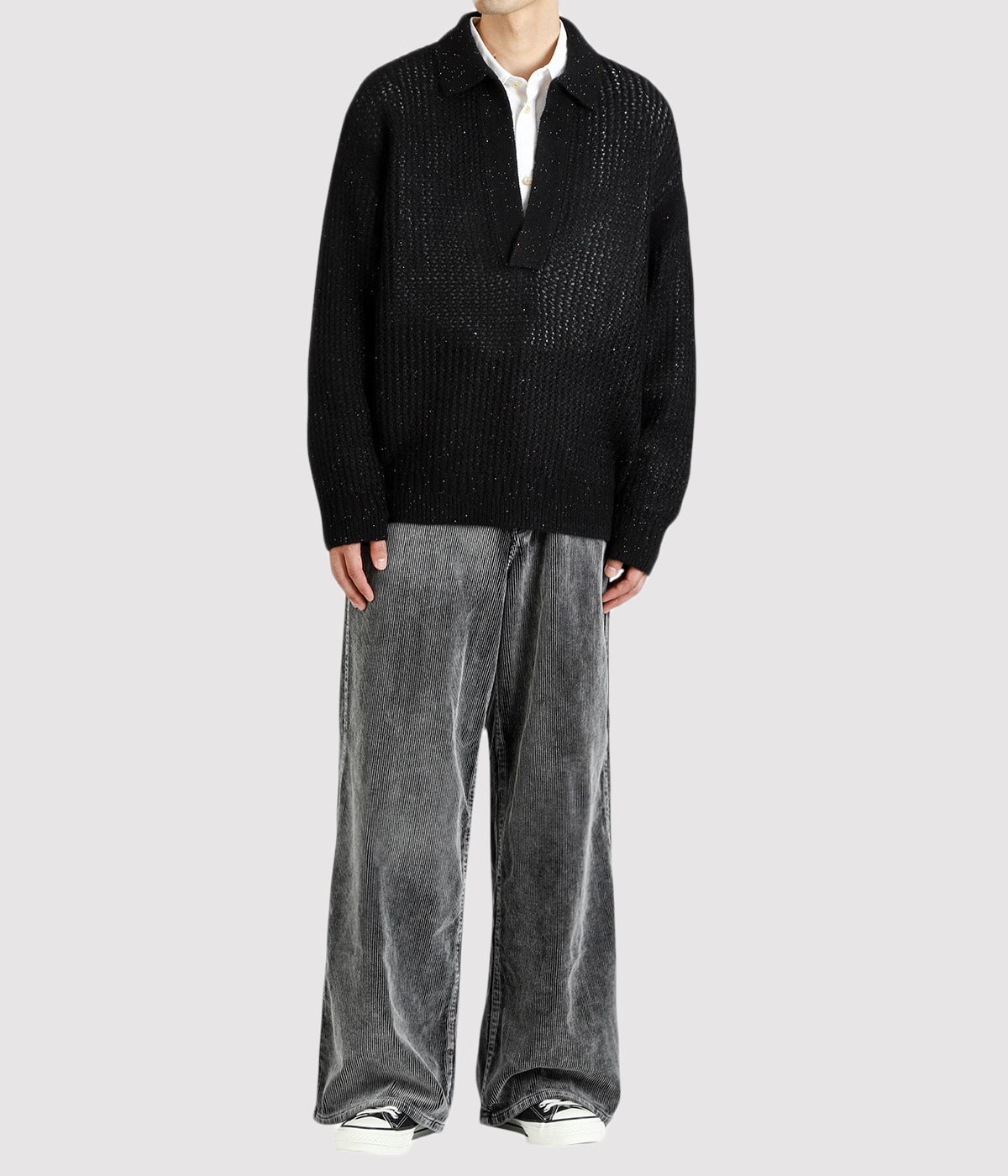 model（177cm / 62kg）B87 W73 H92 着用サイズ：L