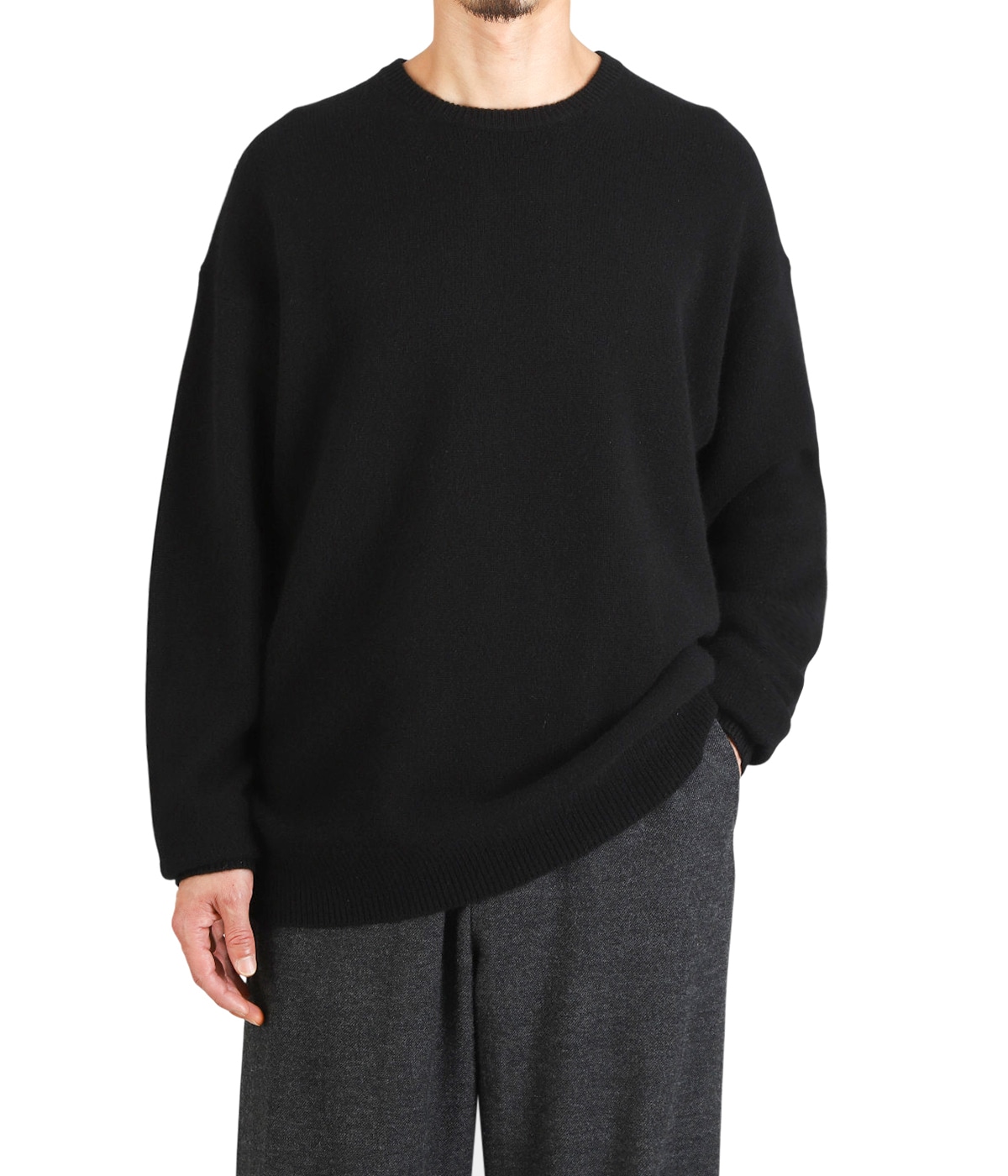 model(175cm / 60kg)B85 W75 H92 着用サイズ：3