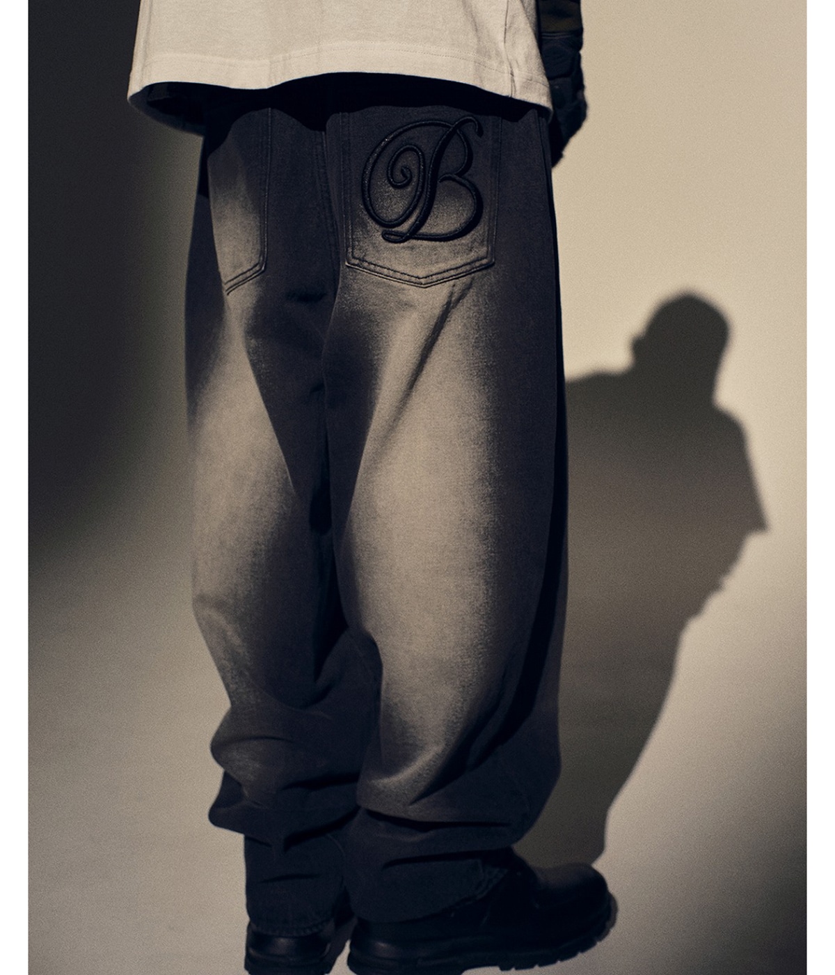 Black Eye Patch 取扱注意縦ロゴ denim pants BAPE X BLACK EYE PATCH 】LOOSE FIT DENIM PANTS | bape.com