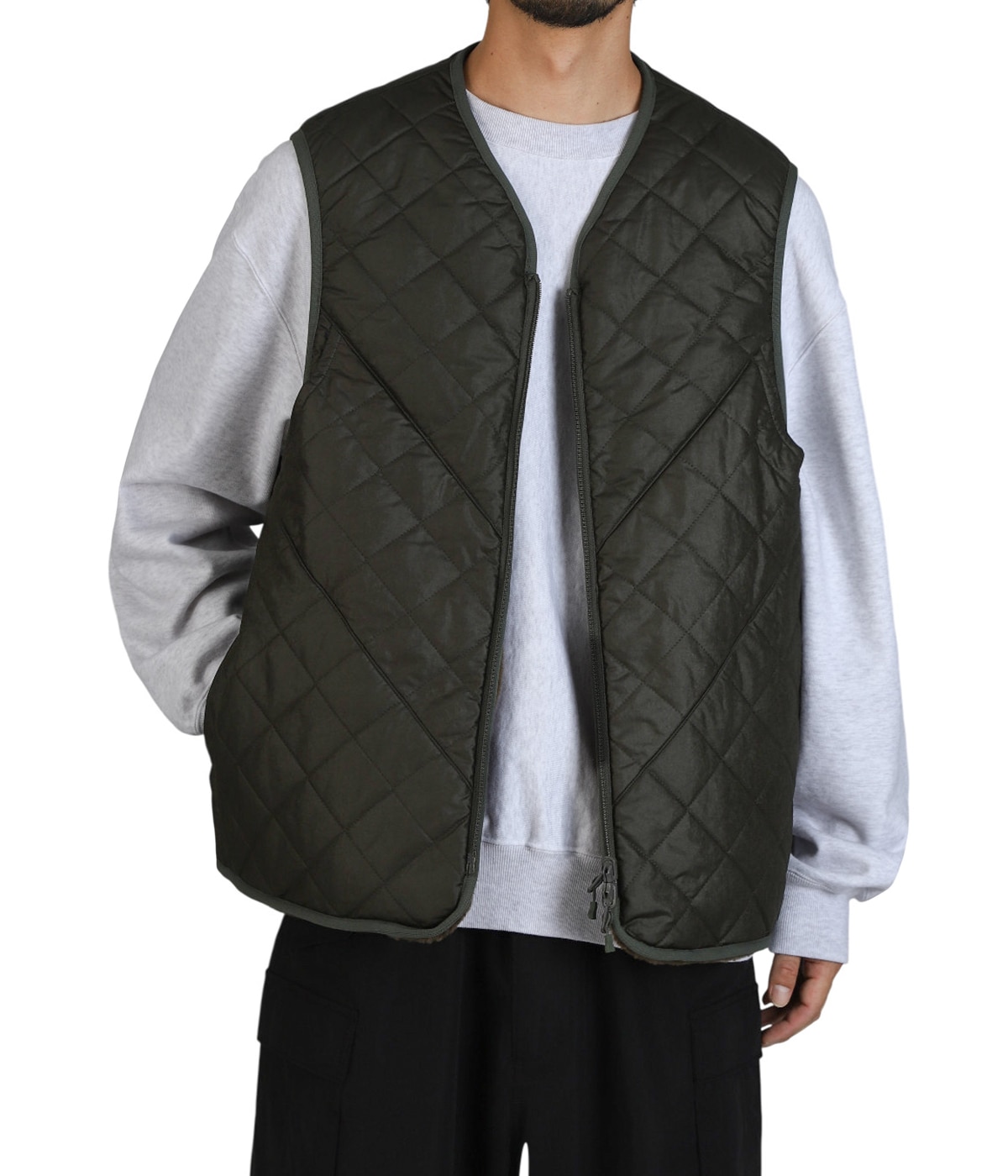 ジャケット・アウター TECH REVERSIBLE BRITISH HUNTER FUR VEST DAIWA PIER39 / TECH REVERSIBLE BRITISH HUNTER FUR VEST / D.GREEN / BJ-