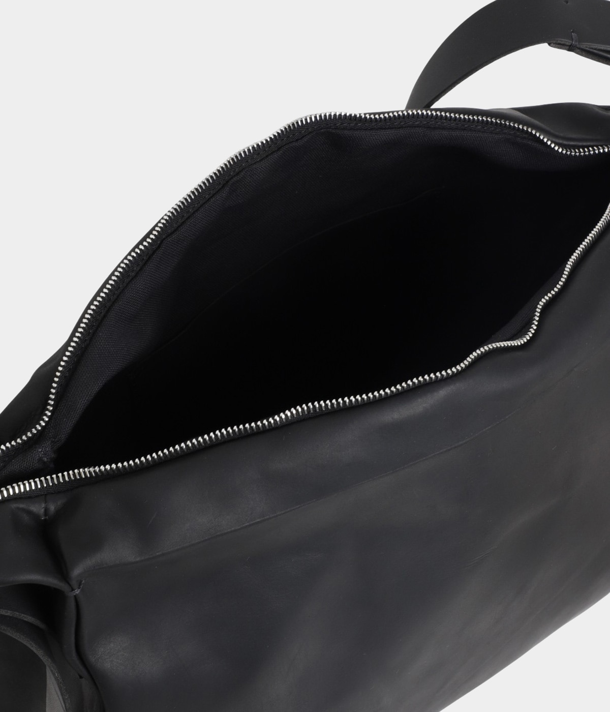 large rectangular shoulder bag | m.a+(エムエークロス) / バッグ