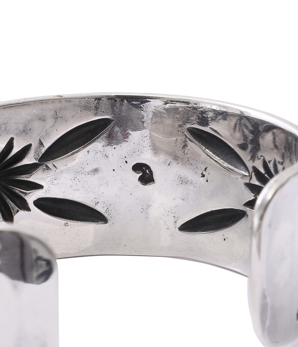 3 SHELL BUTTERFLY BANGLE | LARRY SMITH(ラリースミス