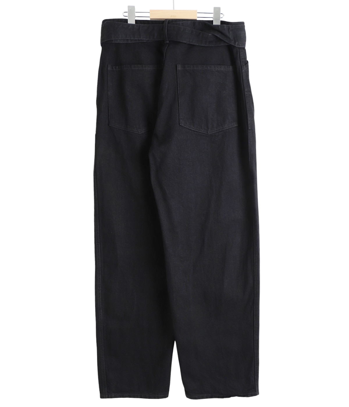 コモリ　20aw ベルテッドデニム　ブラック COMOLI (コモリ) デニム ベルテッドパンツ