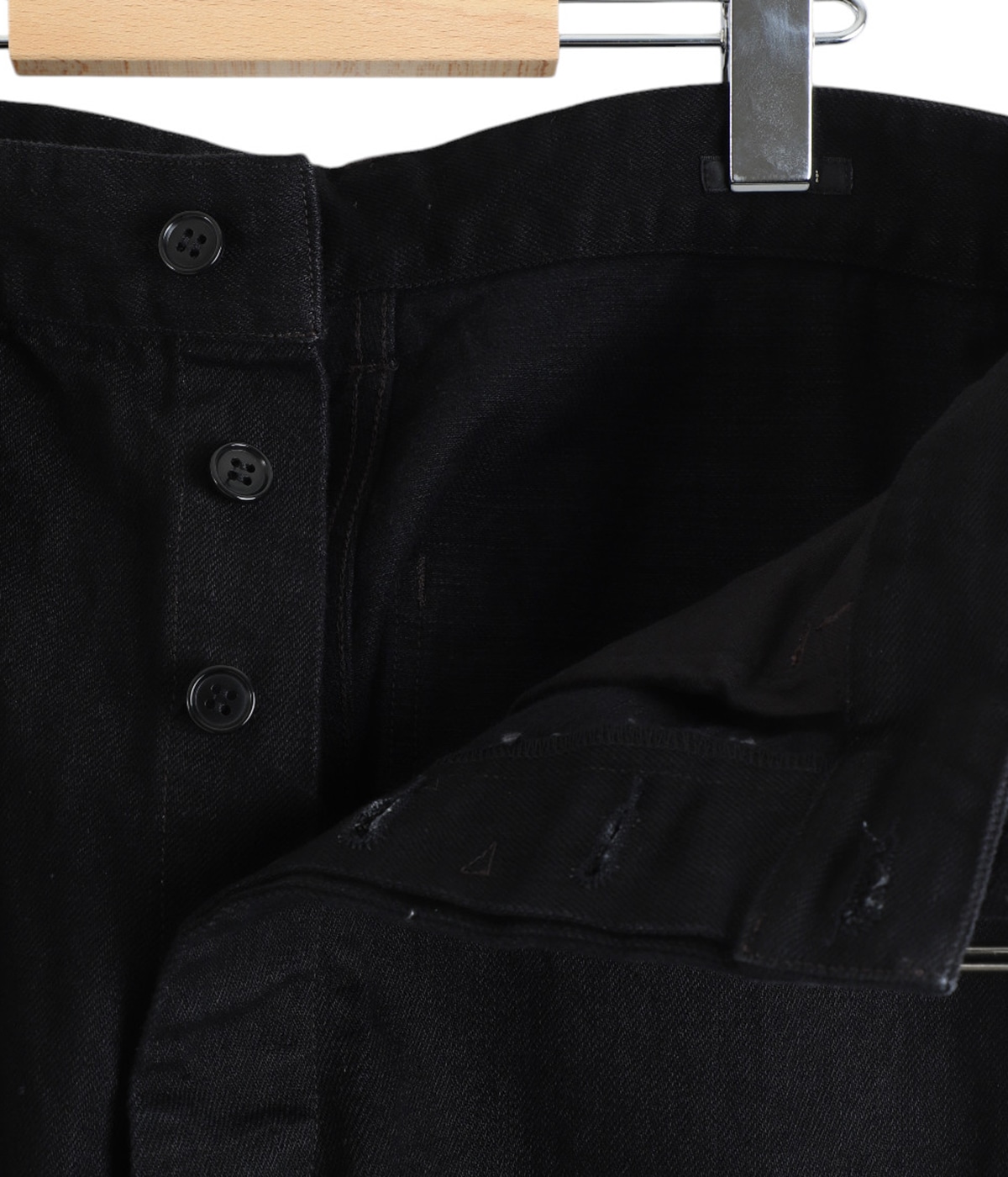 comoli 23SS デニム ベルテッドパンツ　ブラック COMOLI (コモリ) デニム ベルテッドパンツ