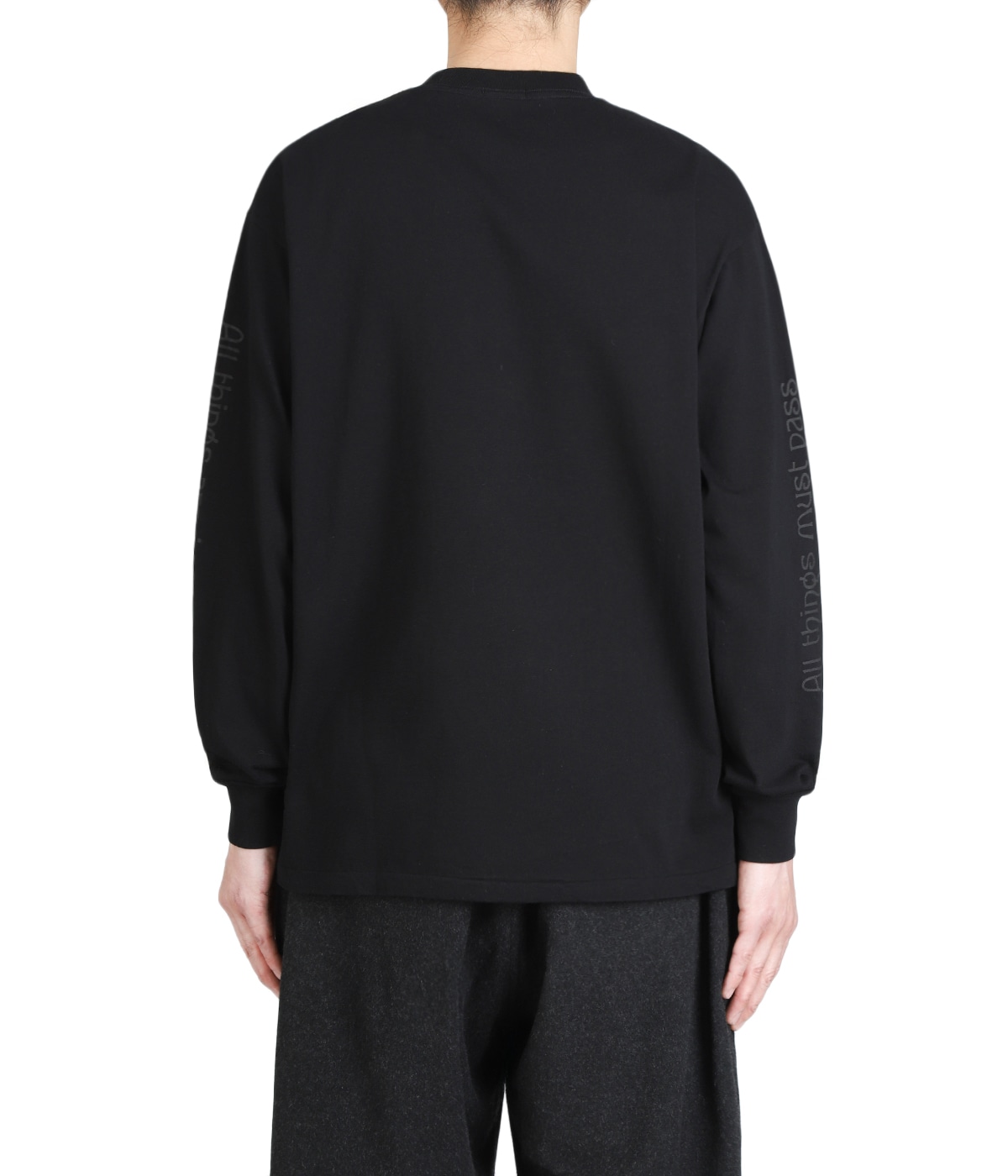 model（175cm / 60kg）B85 W75 H92 着用サイズ：3