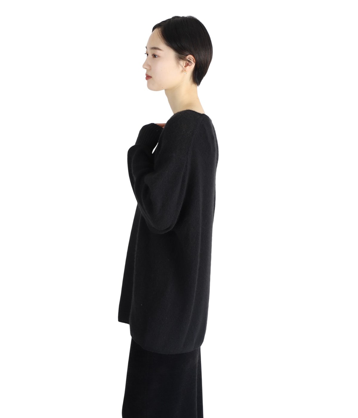 COMOLI コモリ カシミヤ 製品染 Vネックニット ブラック 3 24AW COMOLI (コモリ) カシミヤ Vネックニット