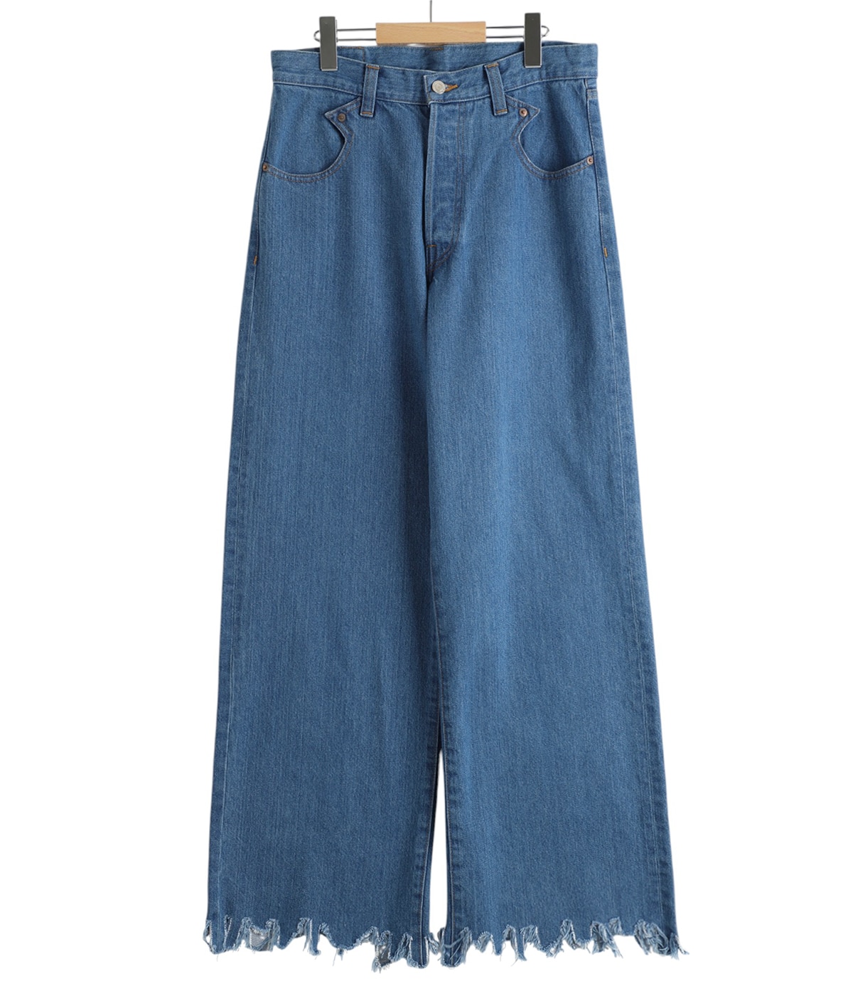 LOVELY JEANS