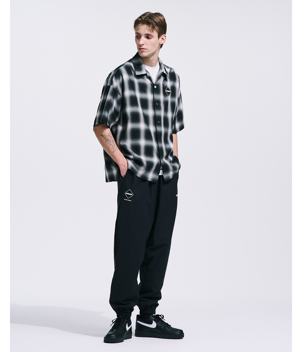 エフシーレアルブリストル 半袖シャツ　Mサイズ BIG LOGO S/S BAGGY SHIRT | F.C.Real Bristol(エフシーレアル