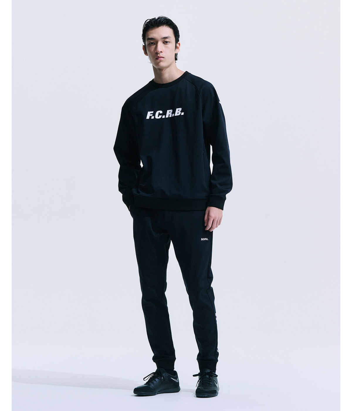 F.C. Rea Bristol　Nike　ブリストル　パンツ　メンズS　美品 NIKE ナイキ Therma-FIT アカデミー KPZ ウィンター ウォリアー