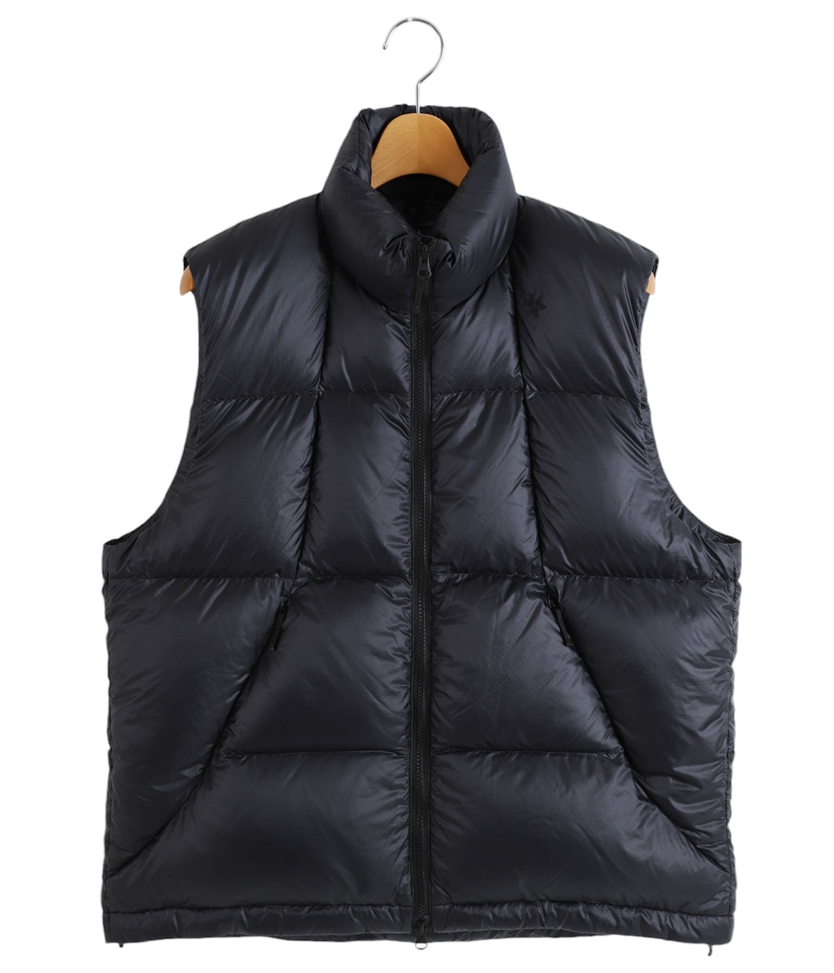 【GOLDWINゴールドウィン】PERTEX QUANTUM Down Vest PERTEX QUANTUM Down Vest – Goldwin Europe