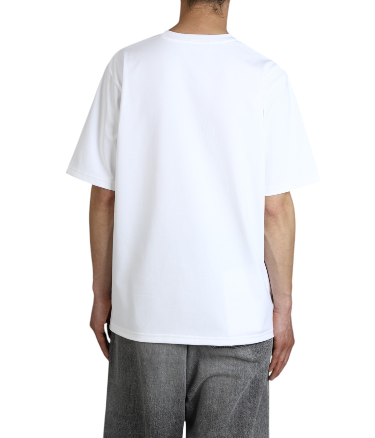 model（175cm / 60kg）B85 W75 H92 着用サイズ：3