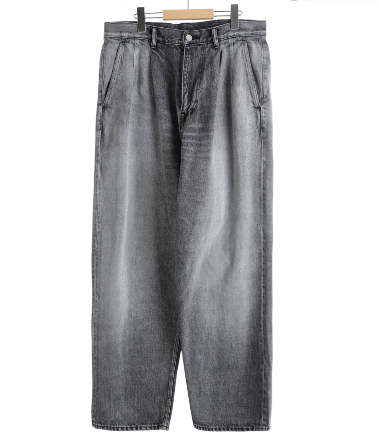 スティーブン ヒューネック氏のパグ Selvage Denim Two Tuck Tapered Pants | Graphpaper(グラフ